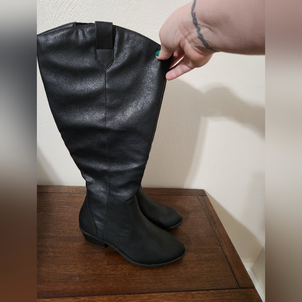Women's Wide Calf Boots